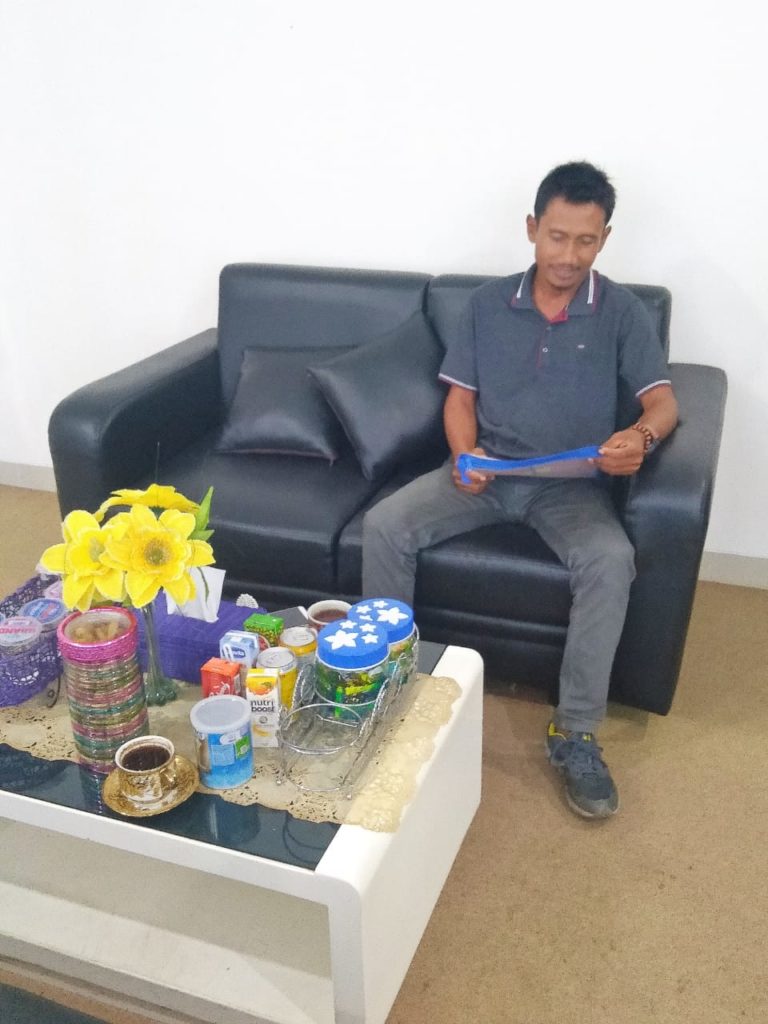 foto tugas luar Mengantar surat Audensi untuk Bupati Tulang Bawang ke kantor Bupati di lanjutkan antar berkas ke kantor notaris di unit 2 Tulang Bawang